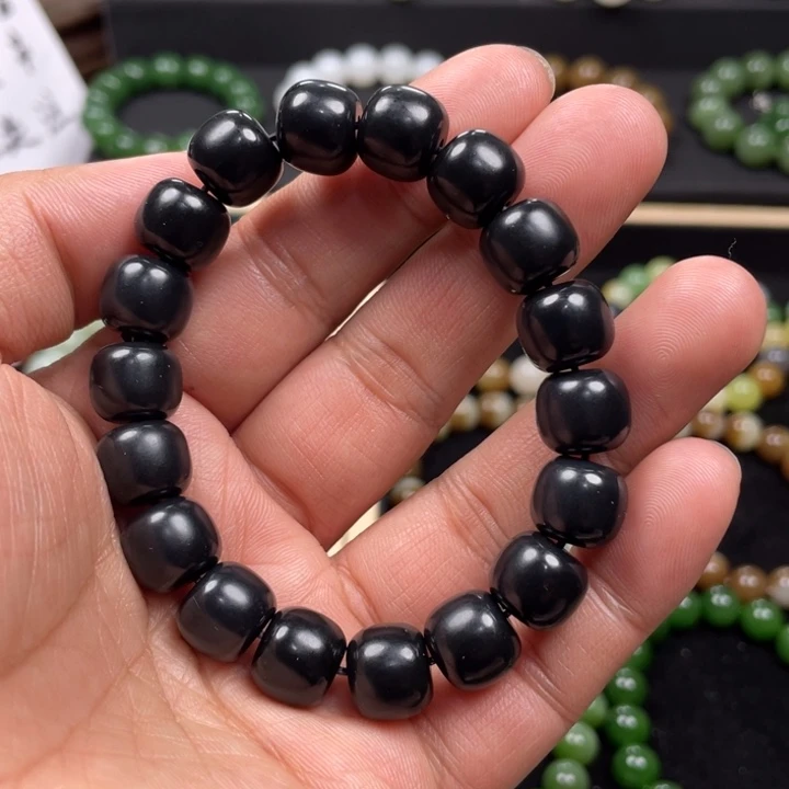 和田玉手串未镶嵌