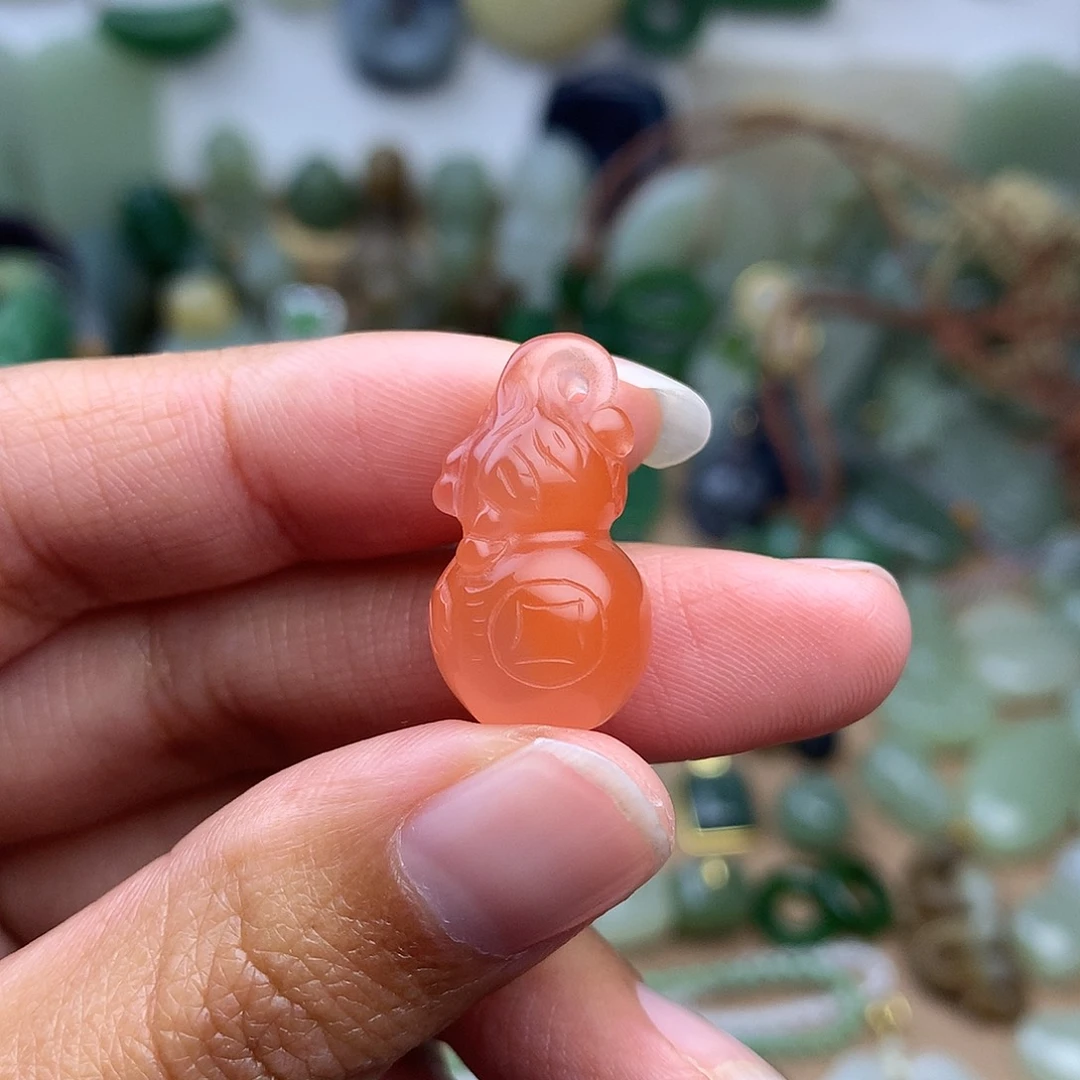 南红玛瑙未镶嵌颈饰