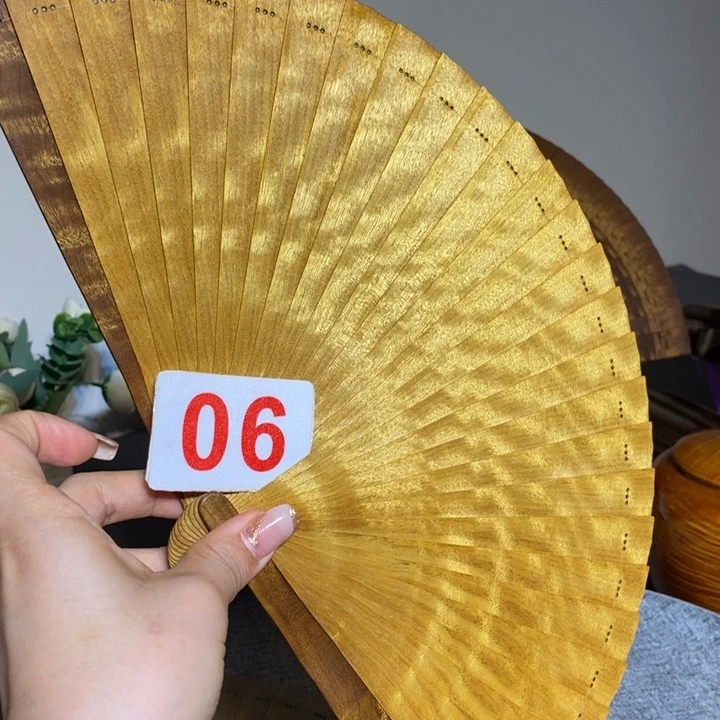 金丝楠稳****福金丝楠木扇子