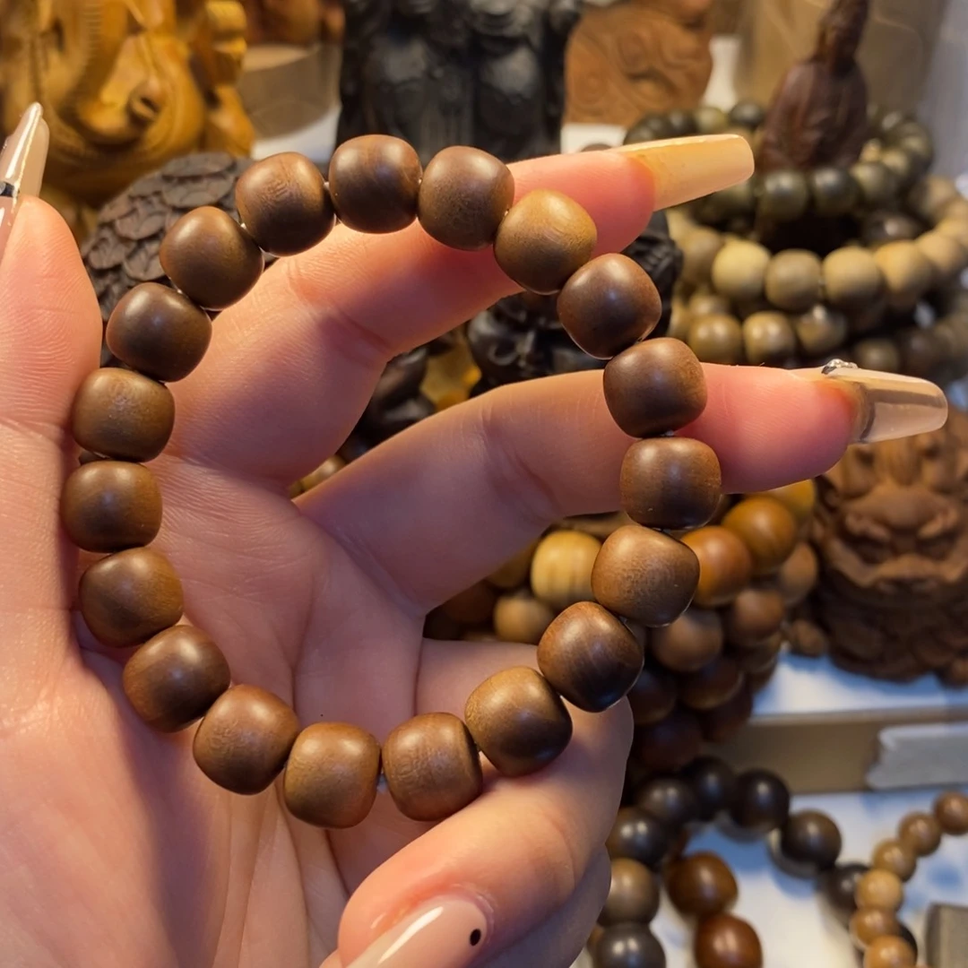 檀香木无事牌听****?1011奶香