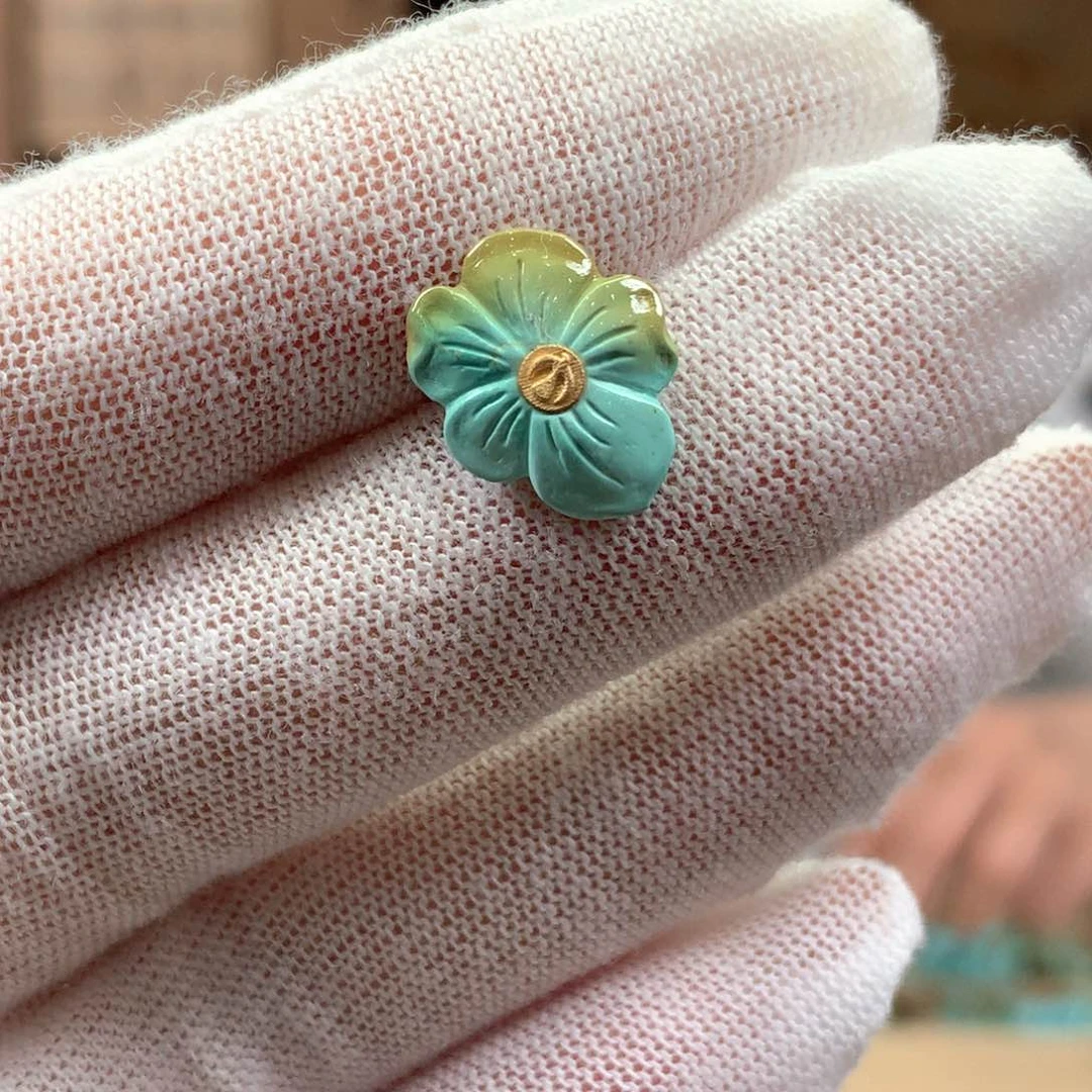 绿松石未镶嵌挂件