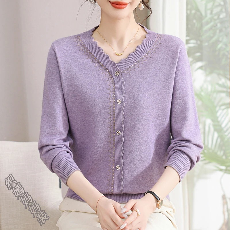 妈妈春装新款针织长袖小衫2025中老年女装时尚宽松百搭气质打底衫