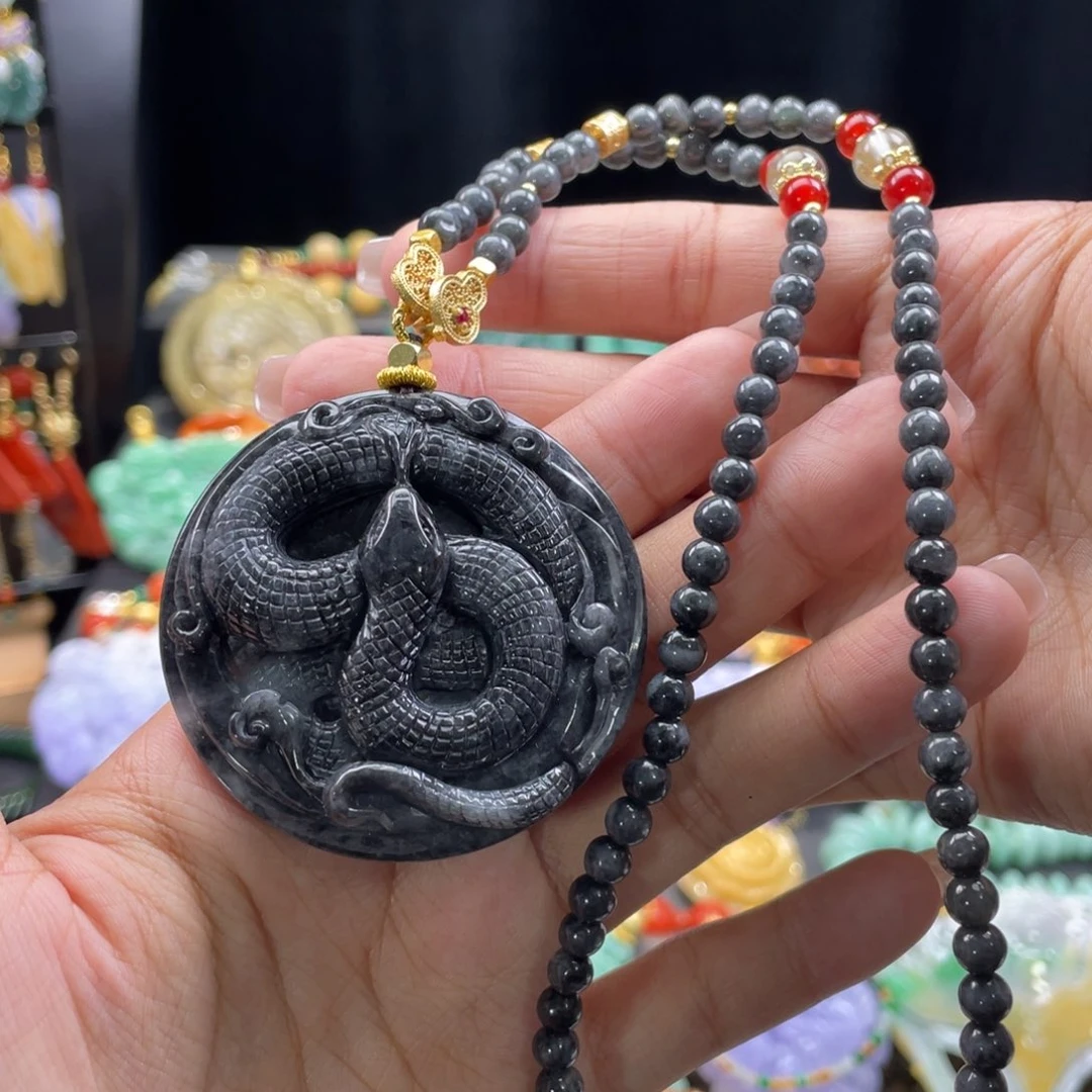 翡翠颈饰未镶嵌代编织