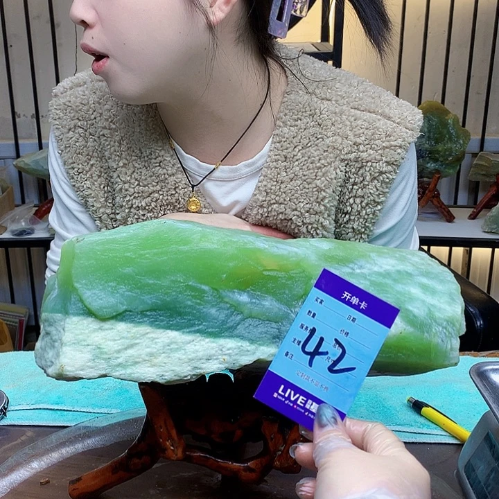 我***大蛇纹石玉未镶嵌原石