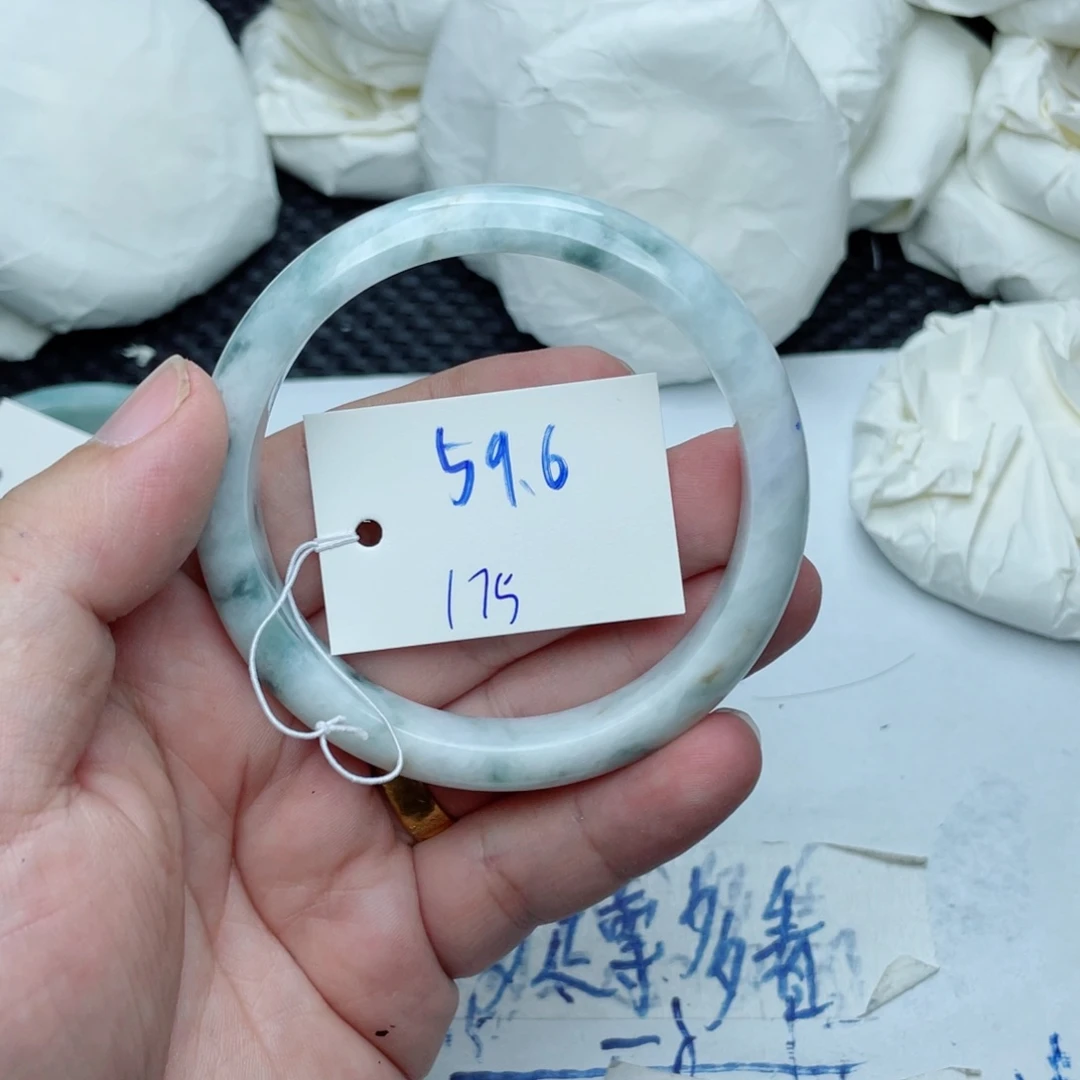 未镶嵌手镯翡翠翡翠手镯175