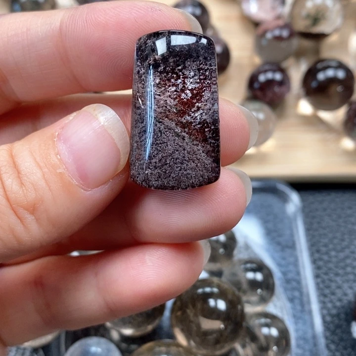 未镶嵌颈饰水晶水晶