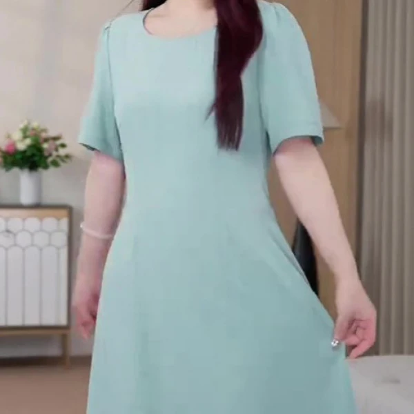 大码女装夏季新款时尚高档休闲气质显瘦修身大码宽松连衣裙ZB7234