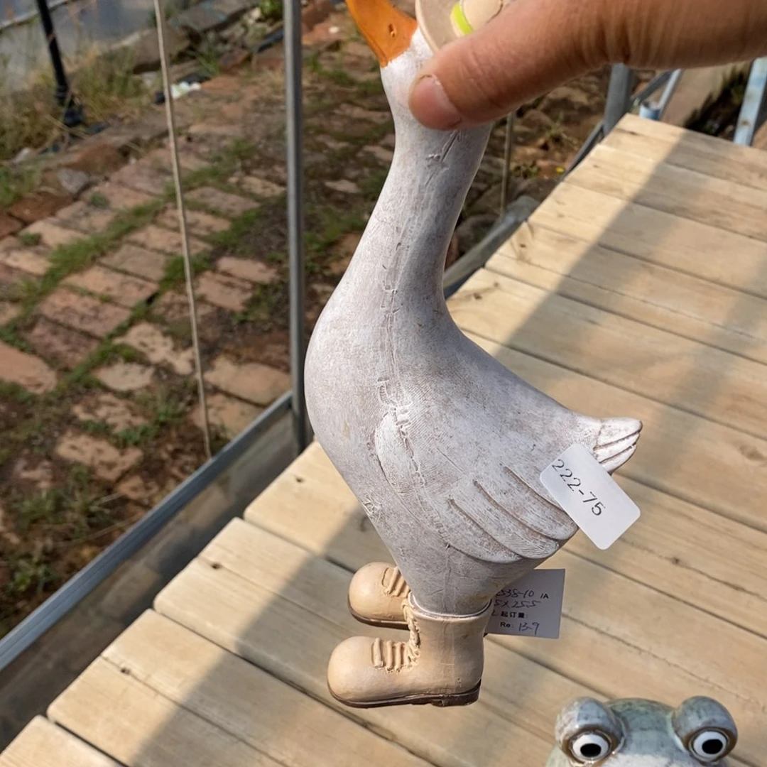 红陶蝴*75号多肉盆一个呀摆件