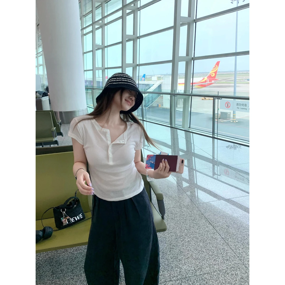 夏季新款洋气衣服女收腰气质正肩短袖上衣韩系甜美可爱风格衣服