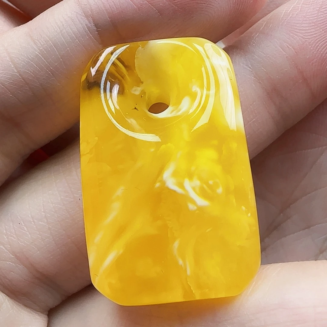 未镶嵌琥珀珠宝奇石