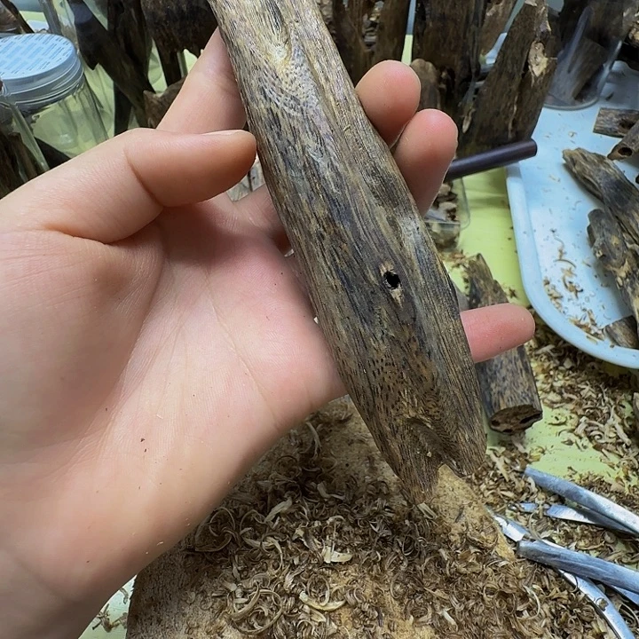 香料老白奇乌身40克