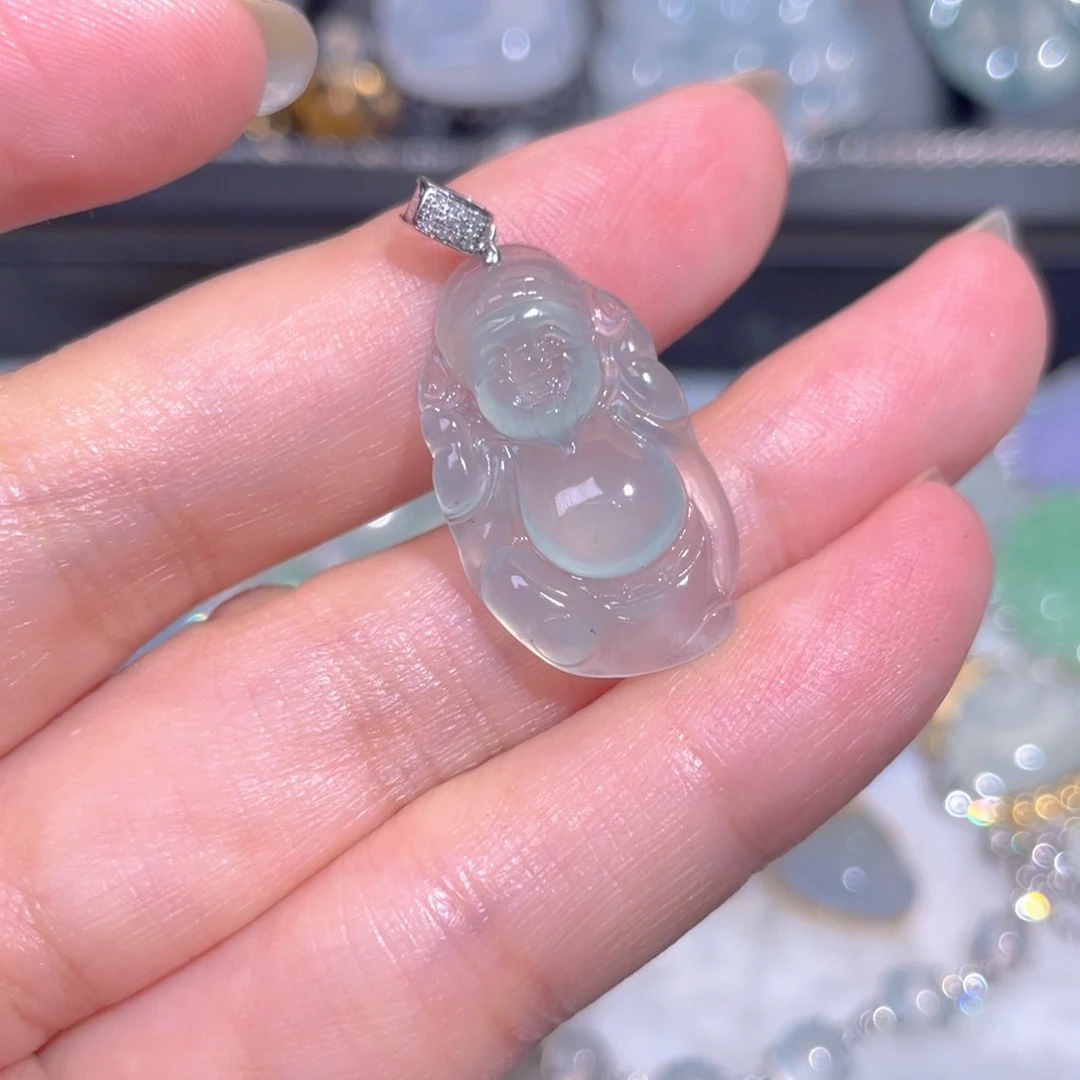 翡翠18K金镶嵌颈饰翡翠