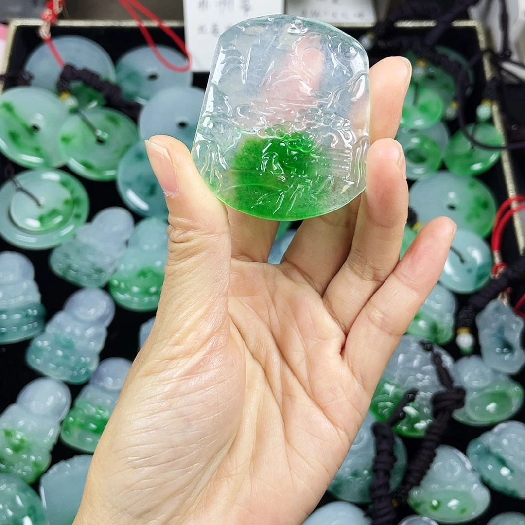 翡翠未镶嵌颈饰吊坠