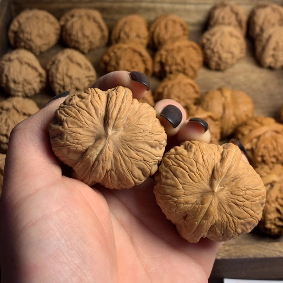 【闪购商品】文玩核桃吊坠九****?元宝