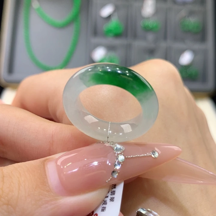 未镶嵌戒指翡翠10