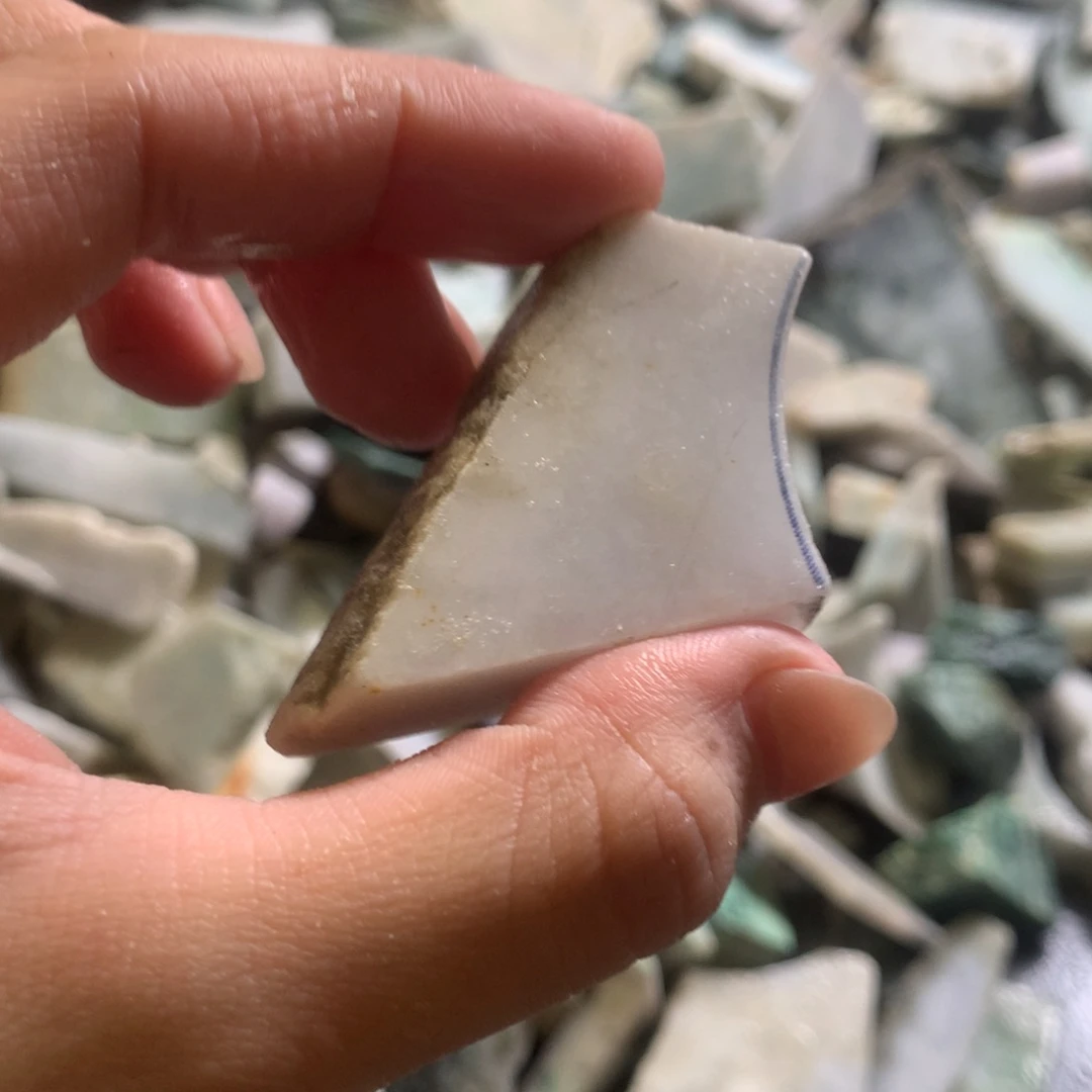 翡翠颈饰未镶嵌缅甸翡翠