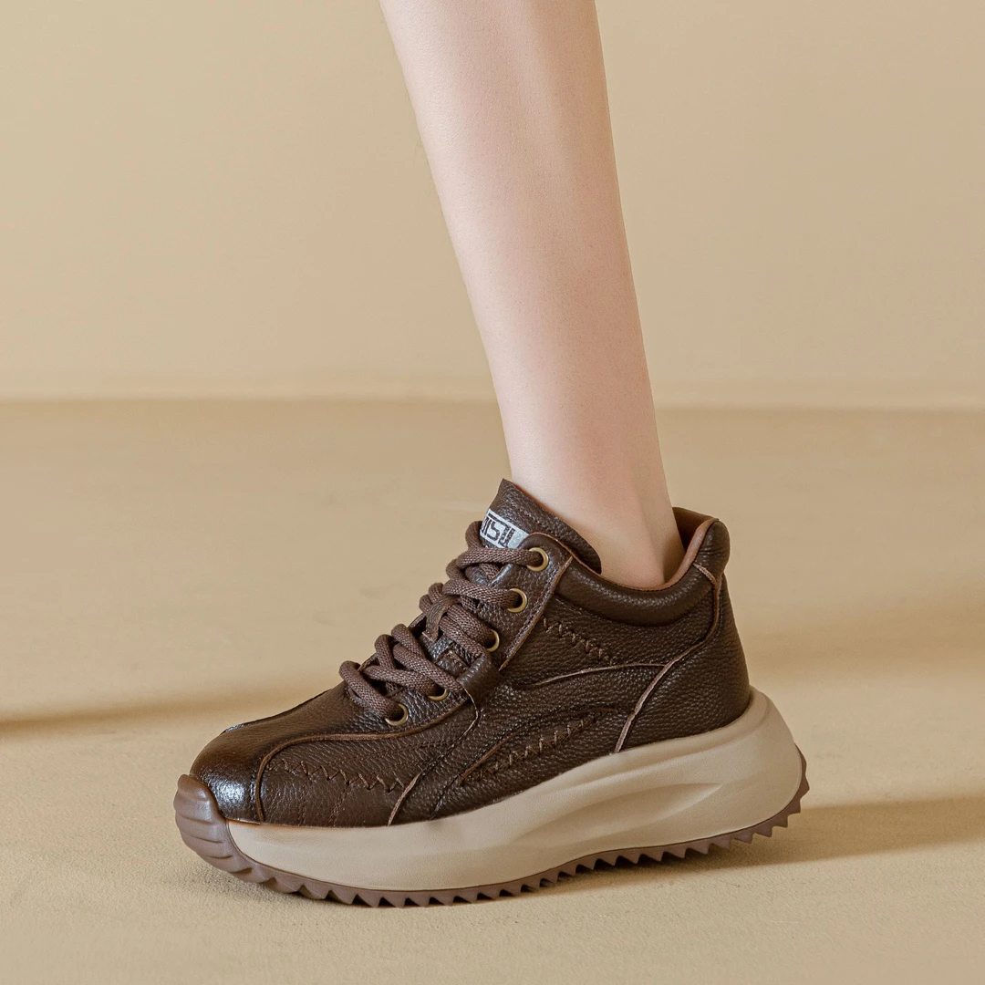 复古女士运动高帮鞋休闲鞋女百搭时尚秋冬季新款加绒阿甘鞋