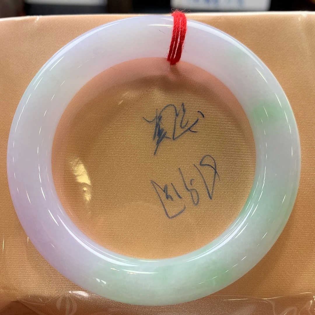 翡翠手镯未镶嵌51.9圆条