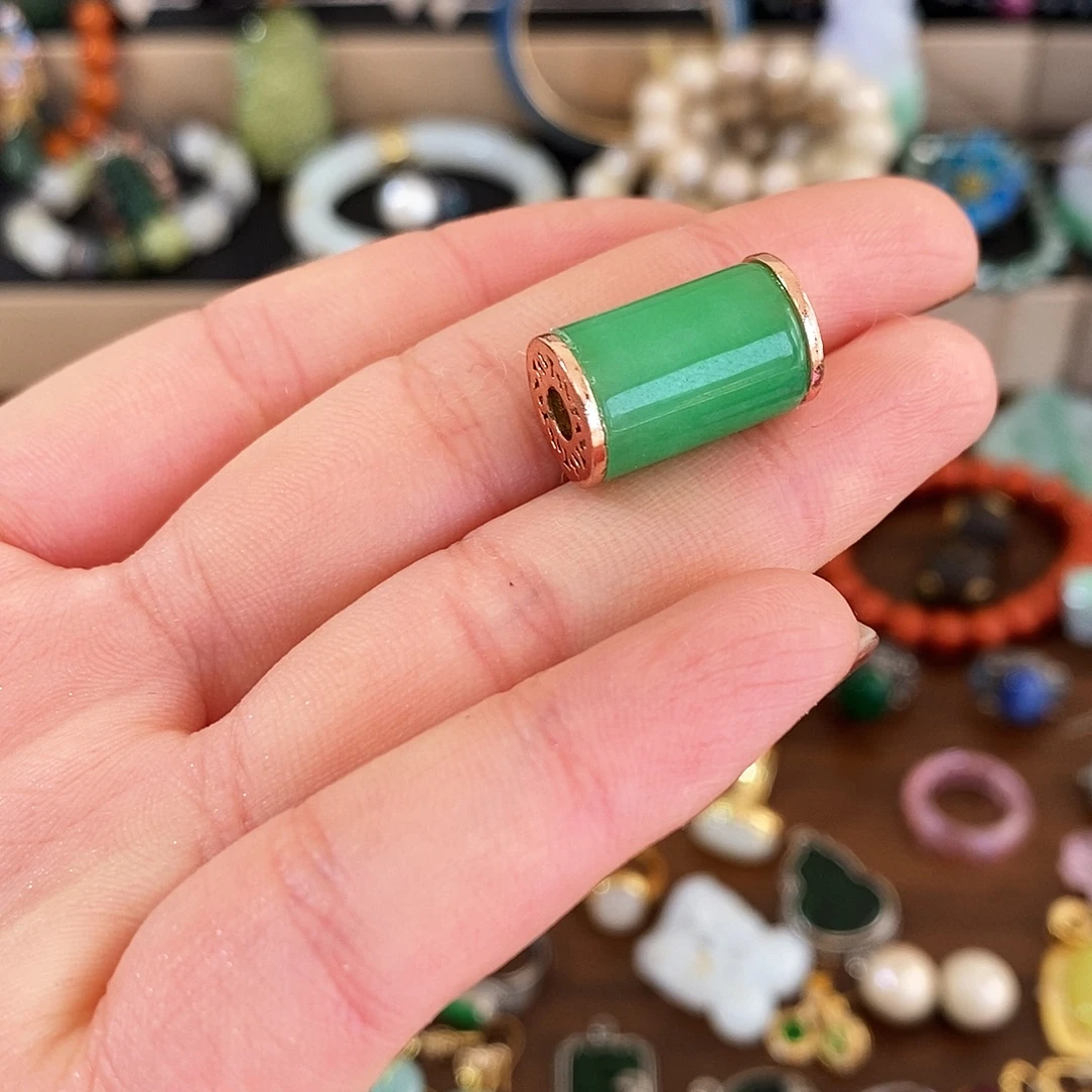 翡翠散珠漂亮漂亮漂亮漂亮漂亮漂亮