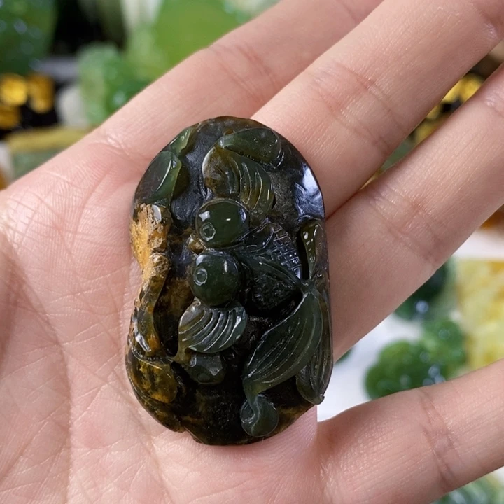 未镶嵌和田玉挂件