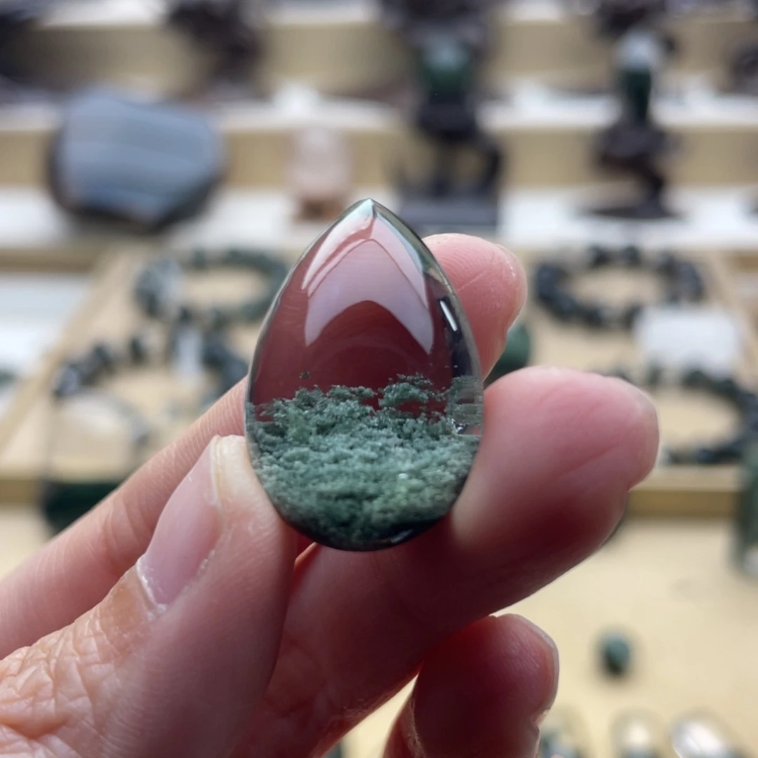 颈饰未镶嵌水晶绿幽灵吊坠