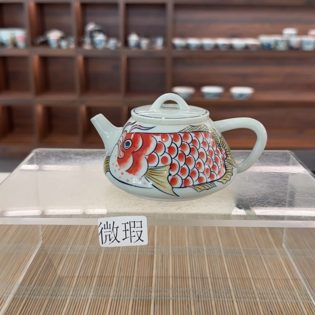釉下手绘茶具微瑕