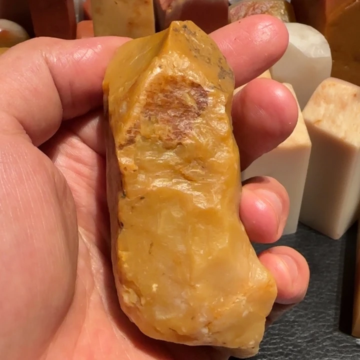 老挝石田黄原石，