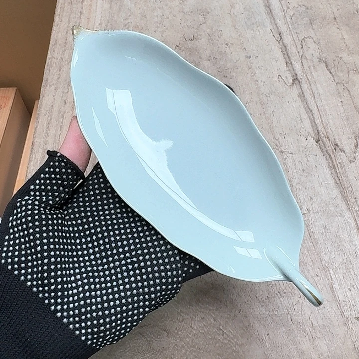 瓷片噗哈哈哈哈哈哈哈哈哈