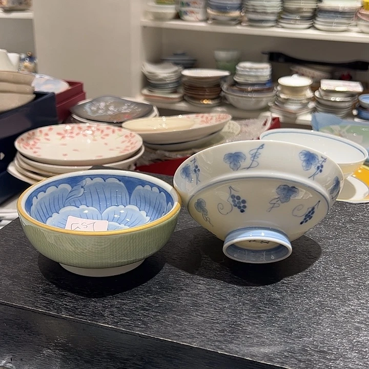 G***T瓷小碗2个超美漏出