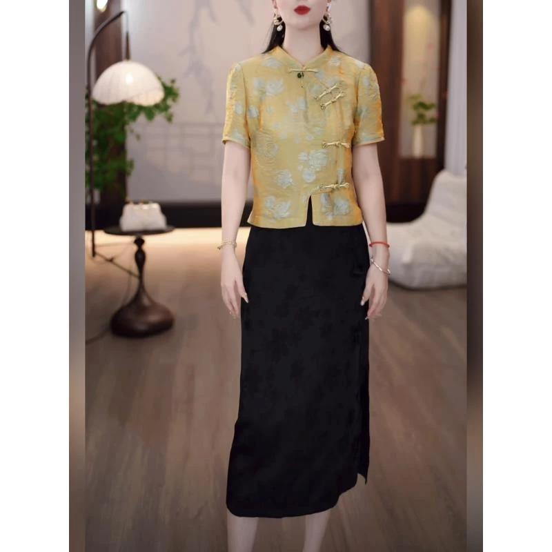 【小衫+黑色半裙】2025夏季新款洋气时尚贵妃金撞色花纹两件套裙