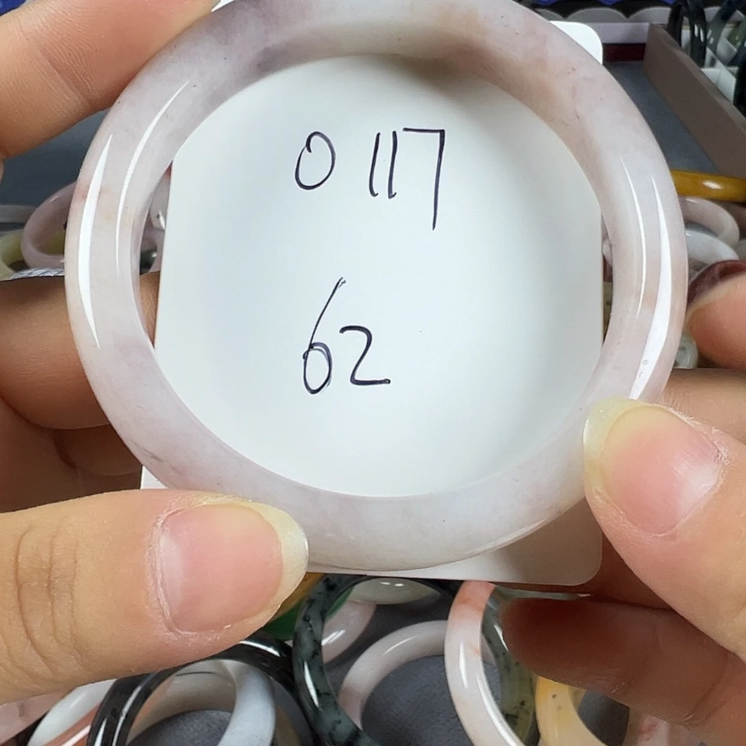 石英质玉手镯未镶嵌0117