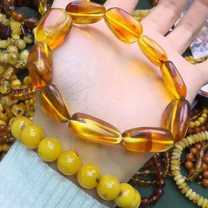 琥珀未镶嵌珠宝奇石