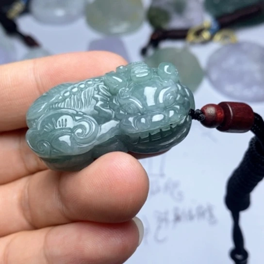 颈饰未镶嵌翡翠翡翠