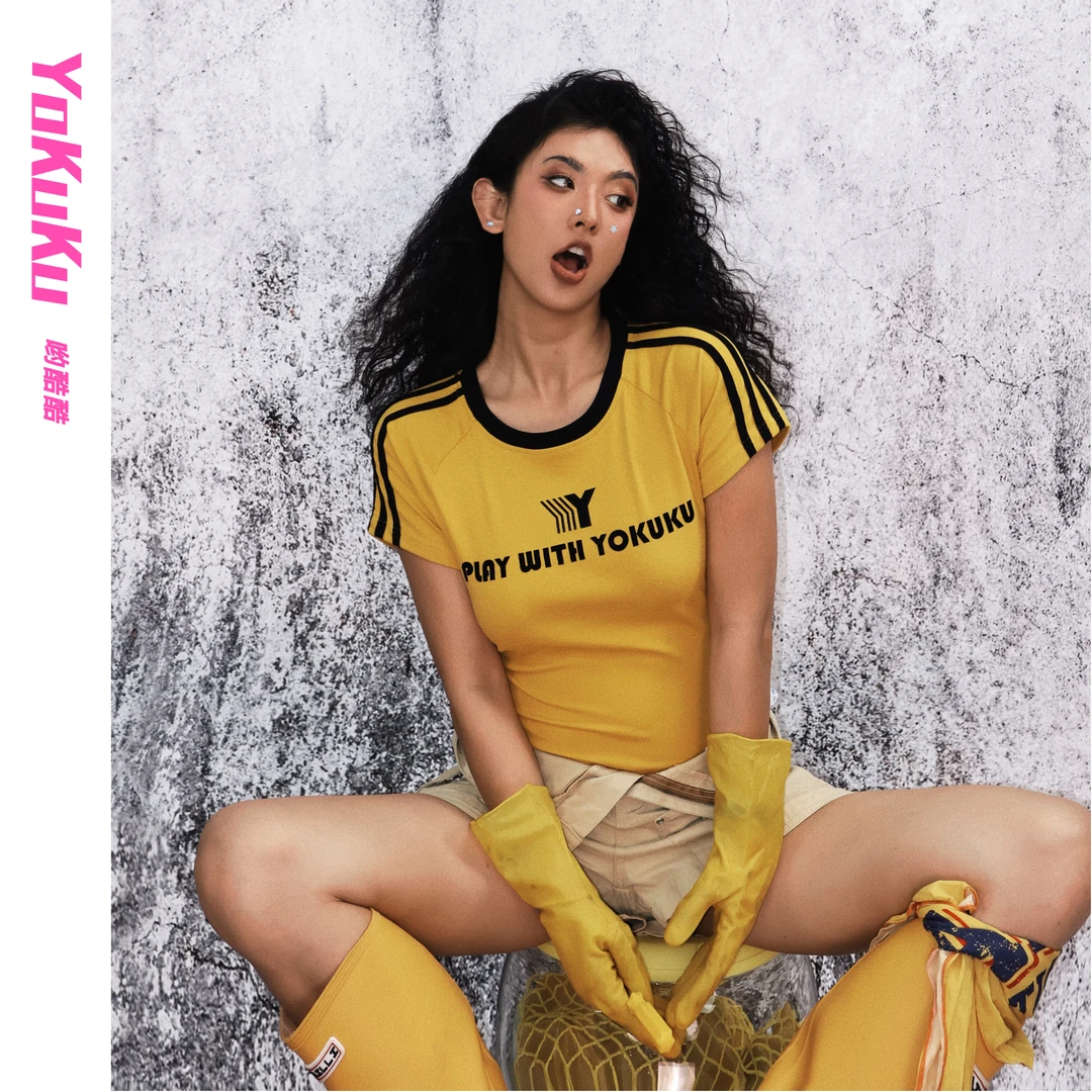 （永远快乐）美式复古运动风织带撞色正肩显瘦百搭短袖T恤