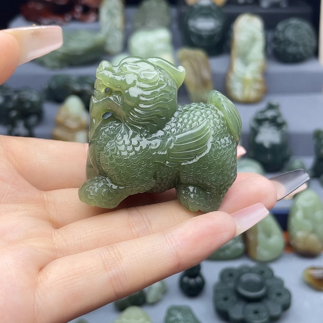 未镶嵌和田玉摆件
