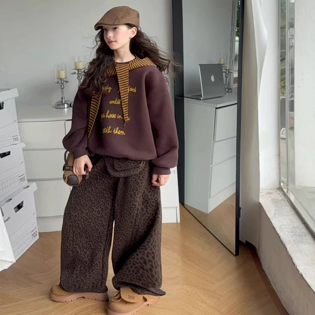 女童秋冬加厚一体绒保暖两件套2025冬季新款洋气时髦卫衣长裤套装