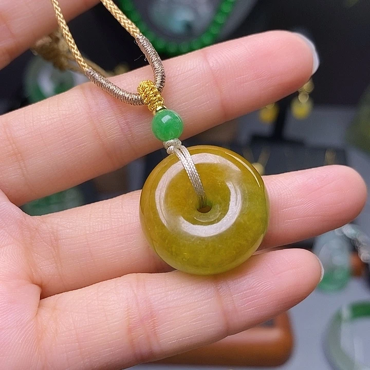 吊坠(赠链)未镶嵌翡翠