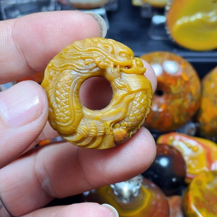 宾***哥未镶嵌颈饰玛瑙/玉髓
