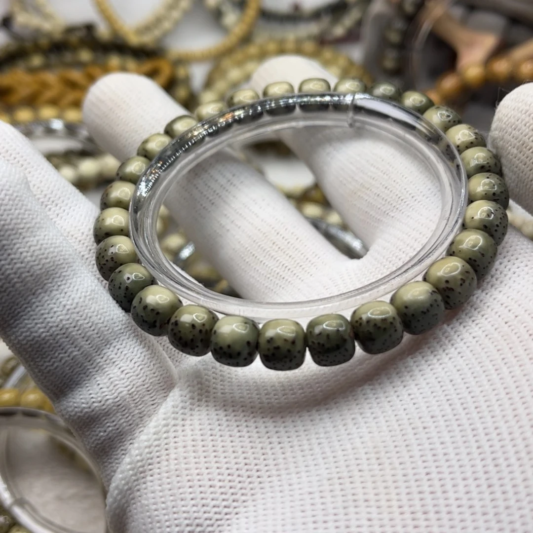 星月菩提吊坠绿背河豚