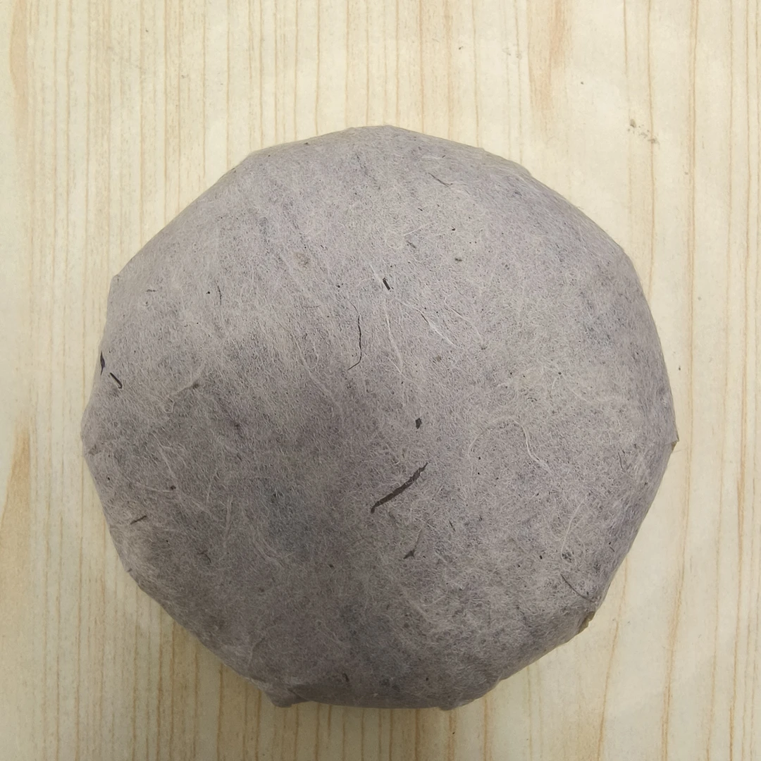 【建梅茶厂】2005年云南普洱茶曼松龙珠同料老料新压100g生茶饼