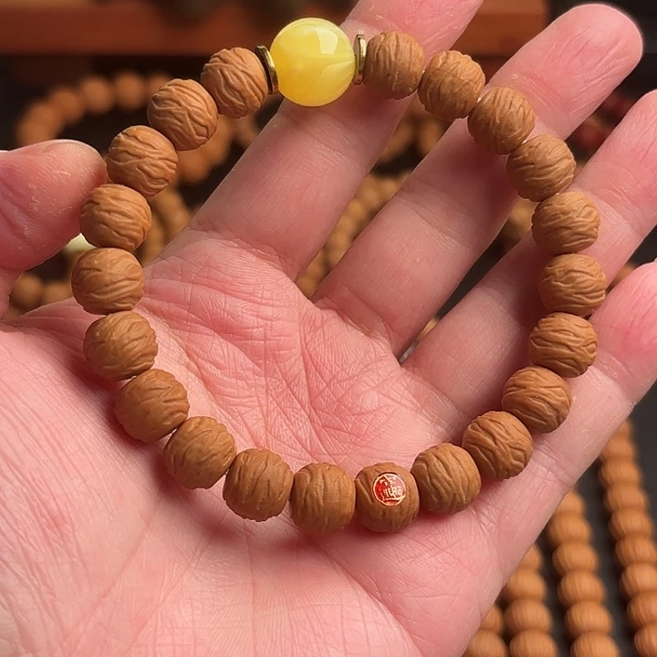 吊坠猴头核桃破茧成蝶单标款