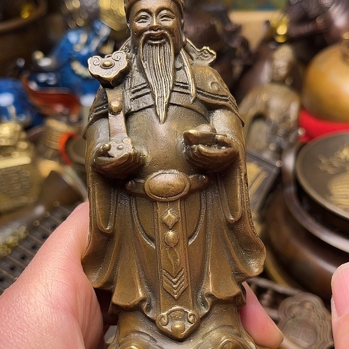 精美铜器批发档口