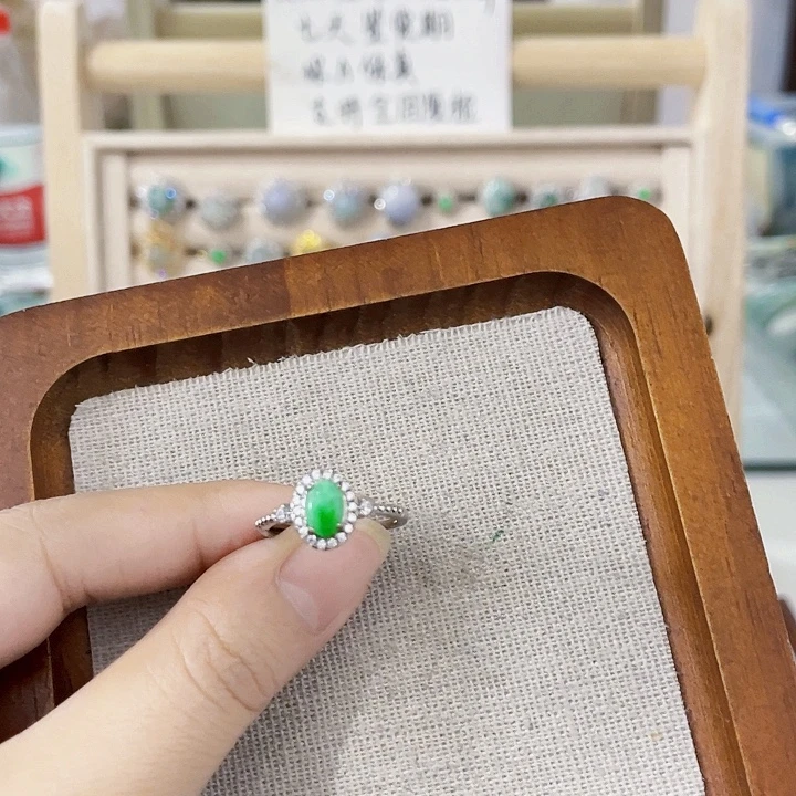 翡翠未镶嵌颈饰天然翡翠Ａ货