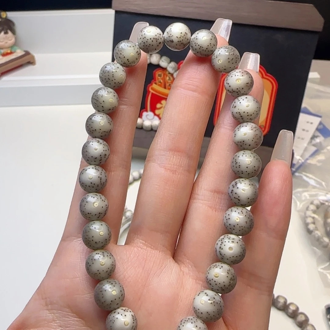 星月菩提吊坠石玉糯冰圆珠牛毛星9手持