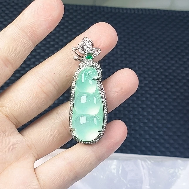 （聚宝严选）D393老油青豪镶四季豆吊坠镶嵌款气质妈妈款时尚精美