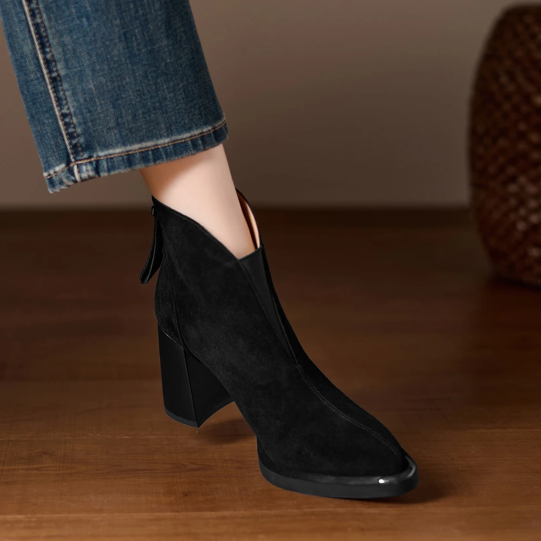 8.5CM时装靴黑色高跟短靴子女2025秋冬季新款法式真皮粗跟马丁靴