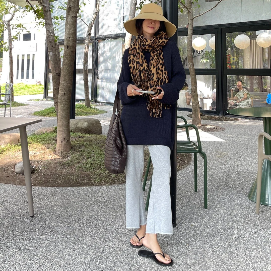 【进口和纸纱】奶盖特殊定纺极简慵懒圆领套头针织衫女大版粗线毛衣