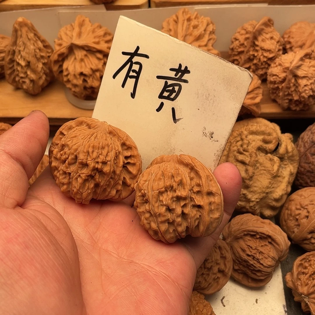 ****人吊坠文玩核桃楼子