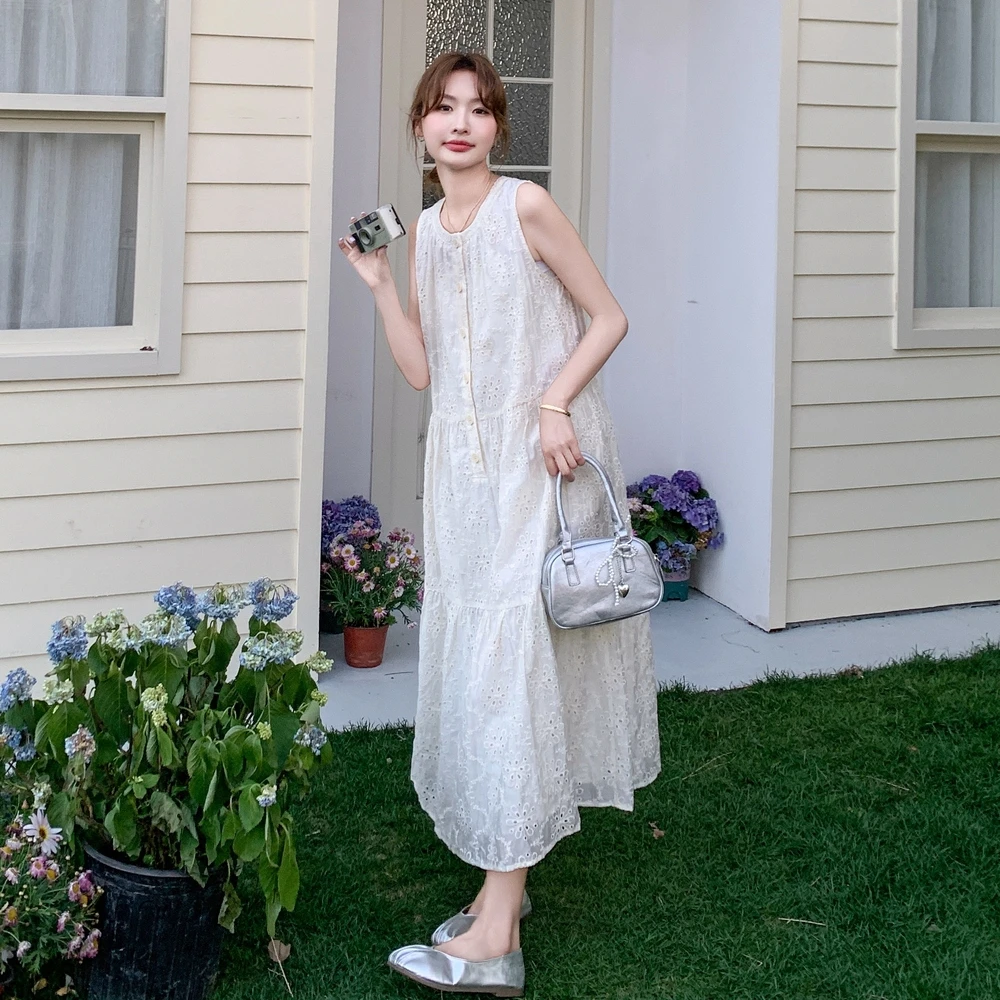 温柔风宽松蕾丝无袖长裙女2025夏季新款气质女神范高级感连衣裙