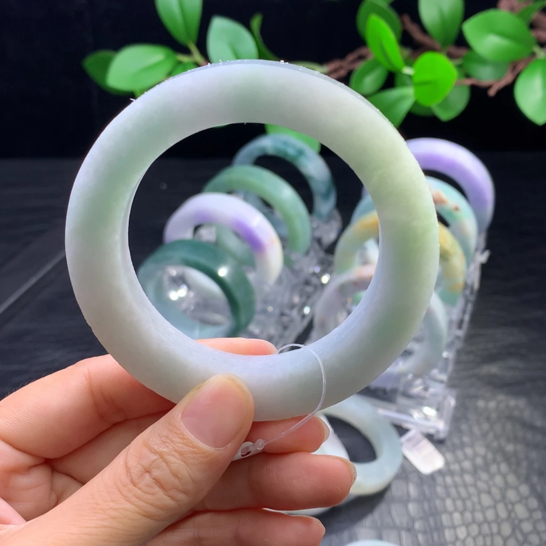 定制翡翠手镯未镶嵌